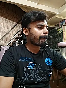 Snapshot of rayhan085 chatting on 09-14-25, 09:14 rayhan085 online show from 09-14-25, 09:14