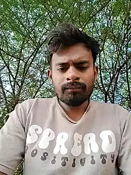 Snapshot of rayhan085 chatting on 11-08-25, 10:26 rayhan085 online show from 11-08-25, 10:26