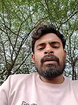 Snapshot of rayhan085 chatting on 11-24-25, 08:58 rayhan085 online show from 11-24-25, 08:58