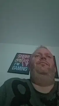 Snapshot of ShyBoy1982 chatting on 11-02-25, 08:00 ShyBoy1982 online show from 11-02-25, 08:00