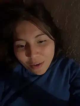 Emily Rowley online show from 12-21-25, 03:46