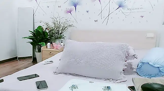 Snapshot of HC_jun chatting on 12-21-24, 06:34 HC jun online show from 12-21-24, 06:34