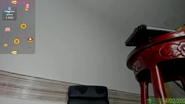 Victtoria Parker online show from 02-14-25, 01:18