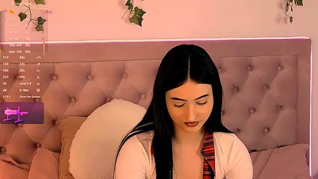 Snapshot of LaylaBrown chatting on 03-21-25, 11:56 LaylaBrown online show from 03-21-25, 11:56