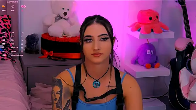 Snapshot of LaylaBrown chatting on 09-17-25, 08:10 LaylaBrown online show from 09-17-25, 08:10