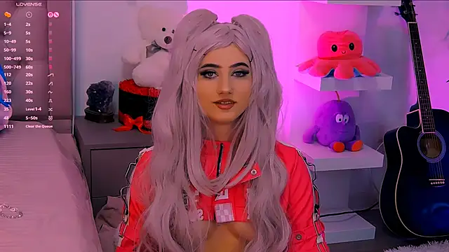 Snapshot of LaylaBrown chatting on 09-20-25, 07:15 LaylaBrown online show from 09-20-25, 07:15