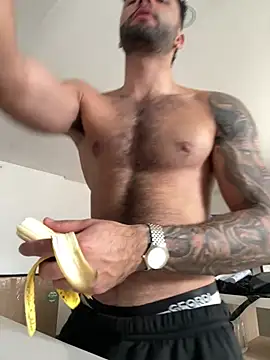 Derek w online show from 02-01-25, 04:22