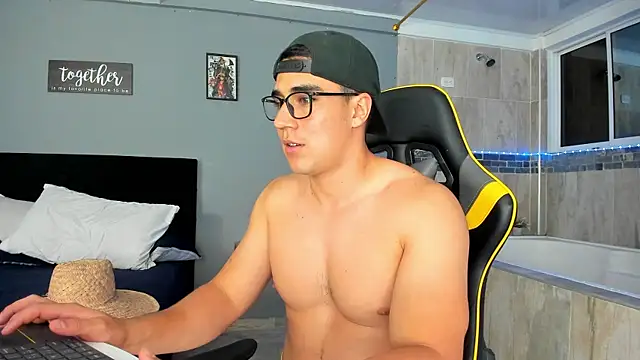 owengray2n online show from 01-20-25, 05:04