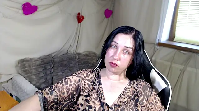 JillStevens online show from 06-12-26, 06:56