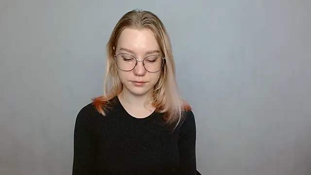 Snapshot of cindi_hot chatting on 01-05-25, 09:15 cindi hot online show from 01-05-25, 09:15