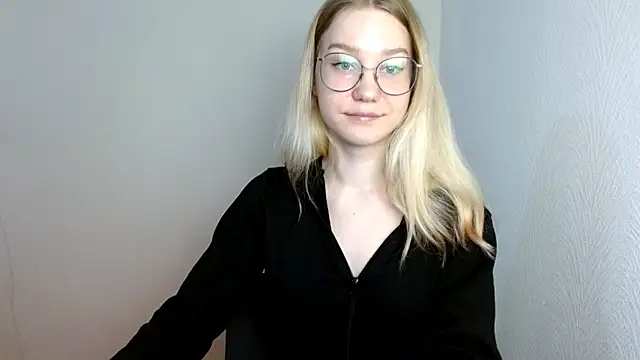 Snapshot of cindi_hot chatting on 03-12-25, 12:36 cindi hot online show from 03-12-25, 12:36