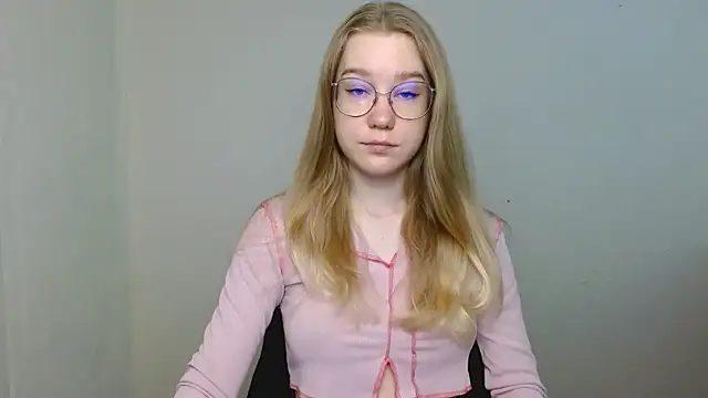 cindi hot online show from 03-28-26, 07:52