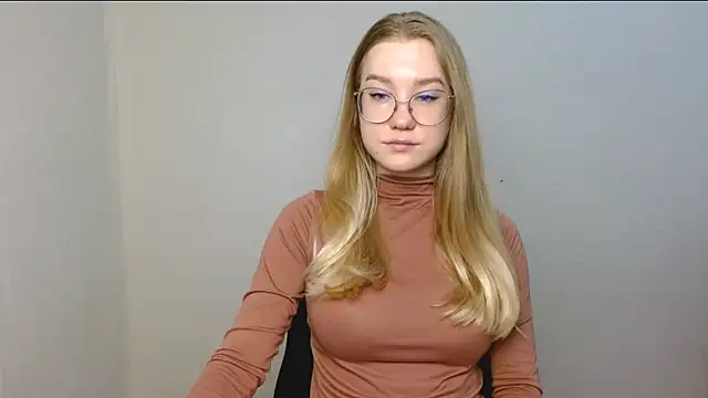 cindi hot online show from 04-06-26, 01:01