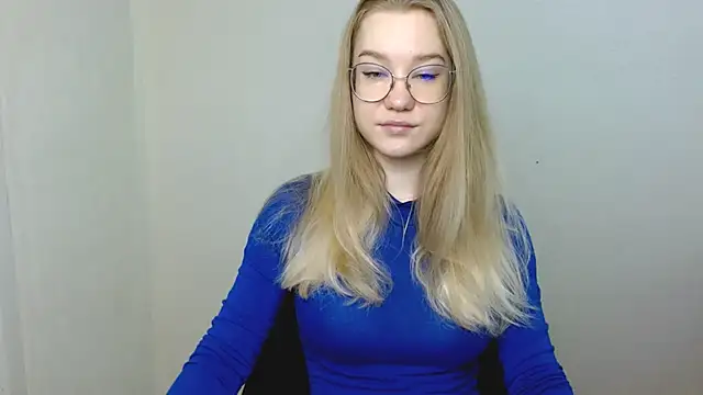 cindi hot online show from 04-20-26, 10:40