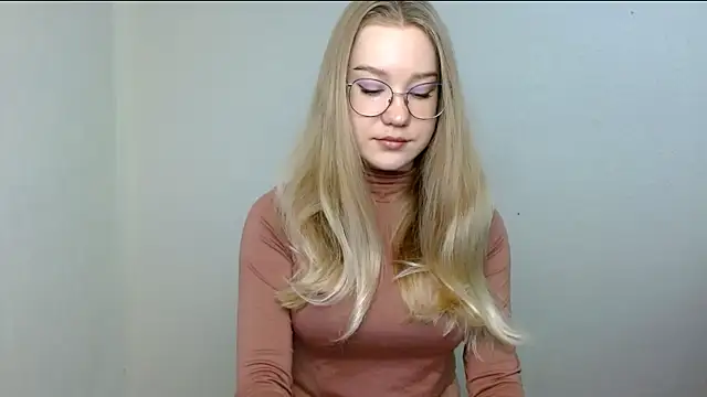 cindi hot online show from 05-29-26, 09:51