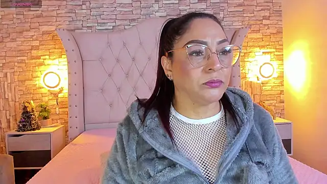 Gina Myers online show from 01-05-25, 02:08