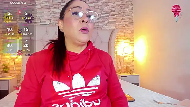 Gina Myers online show from 02-03-25, 01:19