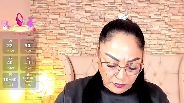 Gina Myers online show from 09-11-25, 01:33