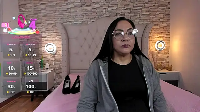 Gina Myers online show from 10-12-25, 12:37