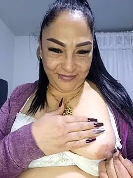 Gina Myers online show from 11-18-25, 02:17