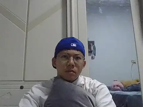 ZHIIz online show from 03-14-26, 01:05