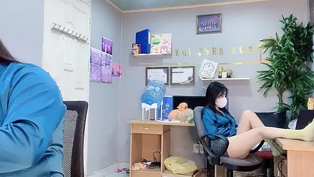 Bamboo Swetie online show from 12-21-24, 07:03