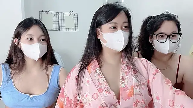 Snapshot of Bamboo_Swetie chatting on 01-16-26, 04:44 Bamboo Swetie online show from 01-16-26, 04:44