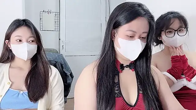 Snapshot of Bamboo_Swetie chatting on 02-04-26, 02:56 Bamboo Swetie online show from 02-04-26, 02:56