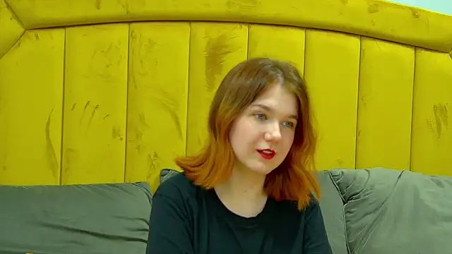 LessySmith online show from 11-28-25, 04:09