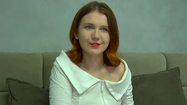 LessySmith online show from 04-18-26, 04:55