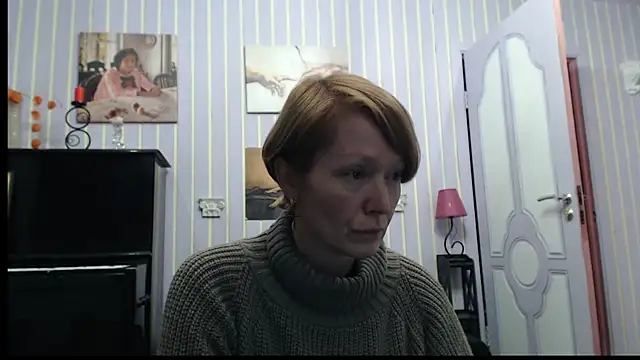 Snapshot of Marquise555 chatting on 10-27-25, 03:49 Marquise555 online show from 10-27-25, 03:49