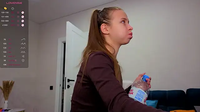 Dream emma online show from 11-25-25, 01:49