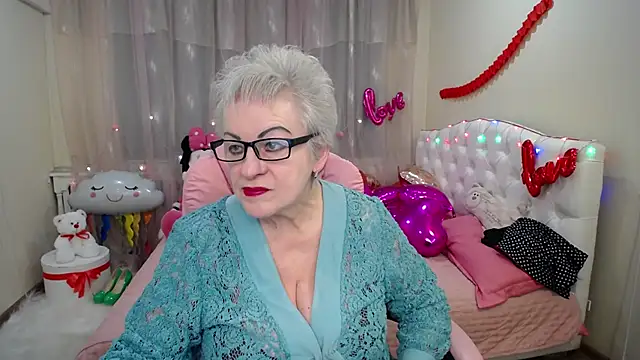 KayleSmoll online show from 02-02-25, 07:25