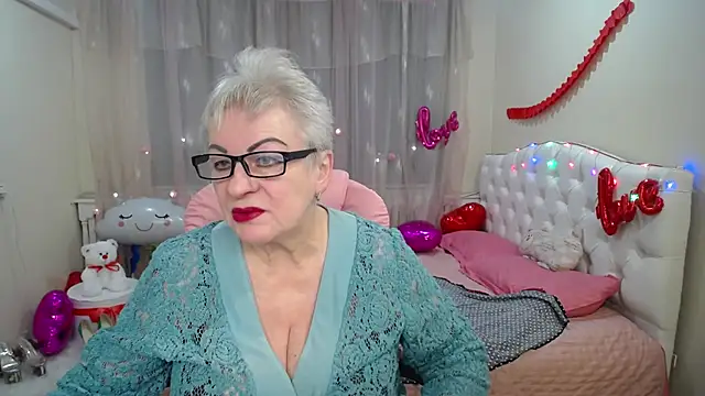 KayleSmoll online show from 02-28-25, 07:46