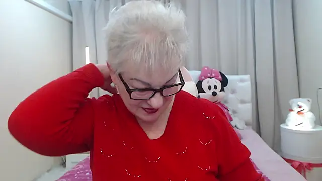 KayleSmoll online show from 01-17-26, 07:39