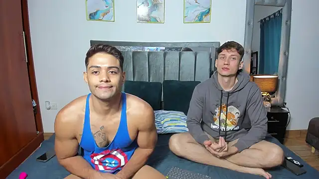 Snapshot of Luciano_and_Marlon chatting on 04-30-26, 01:06 Luciano and Marlon online show from 04-30-26, 01:06