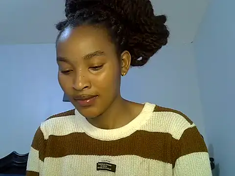 Snapshot of cute-alexis chatting on 05-24-26, 09:36 cute-alexis online show from 05-24-26, 09:36