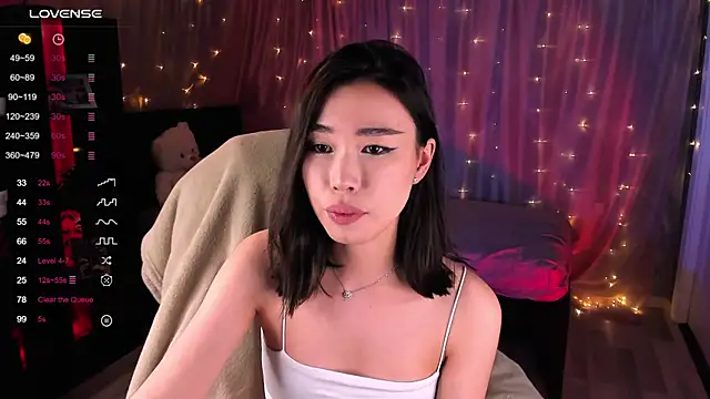 Snapshot of sensualily chatting on 01-09-25, 09:26 sensualily online show from 01-09-25, 09:26