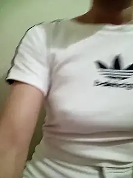 Snapshot of YunLem chatting on 02-17-25, 08:41 YunLem online show from 02-17-25, 08:41