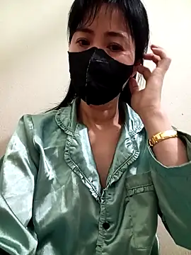 Snapshot of YunLem chatting on 02-25-25, 02:54 YunLem online show from 02-25-25, 02:54