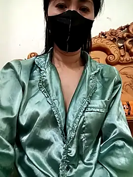 Snapshot of YunLem chatting on 02-26-25, 07:09 YunLem online show from 02-26-25, 07:09