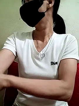 Snapshot of YunLem chatting on 03-18-25, 08:03 YunLem online show from 03-18-25, 08:03