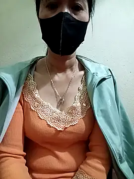 Snapshot of YunLem chatting on 03-19-25, 12:48 YunLem online show from 03-19-25, 12:48