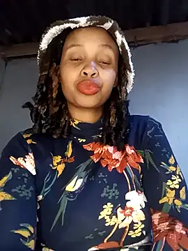 Snapshot of SexyLeopardxx120 chatting on 12-21-24, 04:46 SexyLeopardxx120 online show from 12-21-24, 04:46