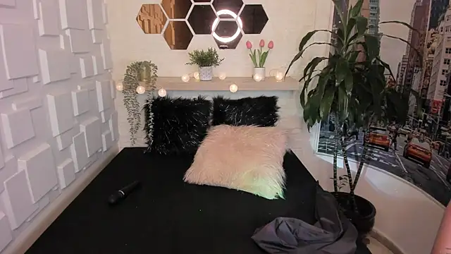 Esteff  o2 online show from 02-03-25, 07:52