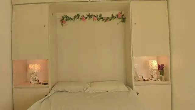 KendallRosse1 online show from 02-13-26, 12:12