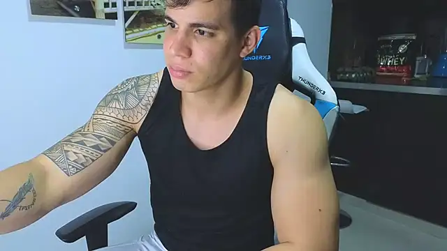 Ethanstill1 online show from 02-08-25, 02:58