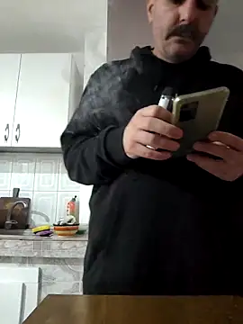 Snapshot of Maryo0001 chatting on 11-12-25, 01:55 Maryo0001 online show from 11-12-25, 01:55