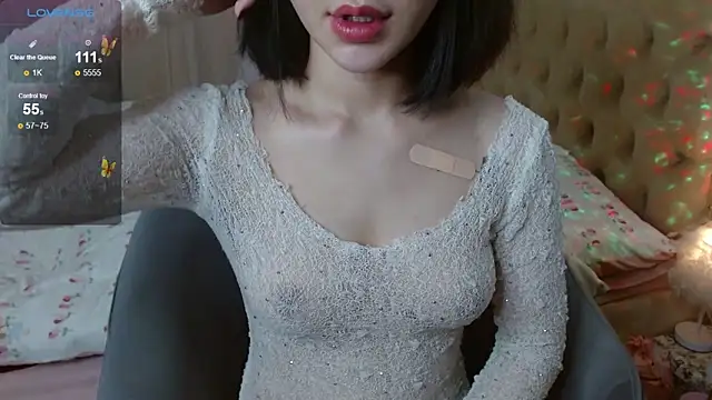 Ly     online show from 03-11-25, 07:37