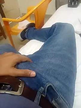 littlehornysons online show from 02-18-25, 03:53